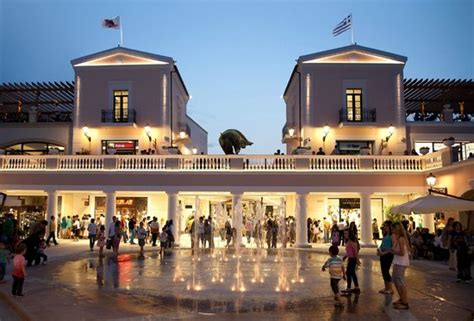 mcarthurglen spata